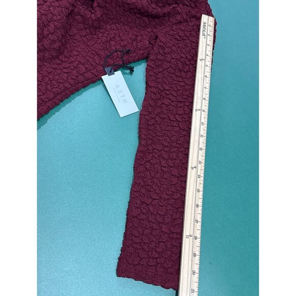 Astr The Label - Burgundy Textured Knit Knot Front Off the Shoulder Long Sleeve - Picture 9 of 12